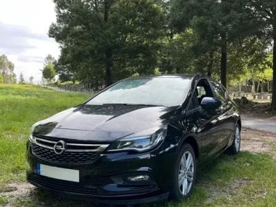 Preto Usado 2018 Opel Astra Innovation Citadino | € 14.900 (Caro)