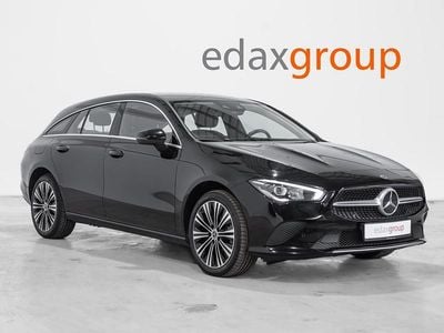 Usado Mercedes CLA250 Shooting Brake Progressive 160 HP (117 kW) 2022 Preto Carrinha