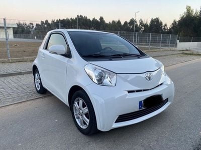Toyota iQ