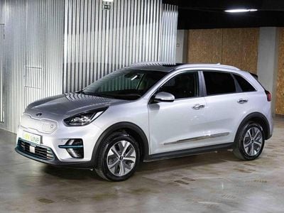 Cinzento Usado 2022 Kia e-Niro SUV | € 24.990 (Preço justo)