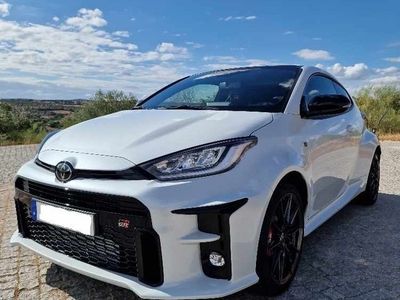 Branco Usado 2022 Toyota Yaris Coupé | € 51.500