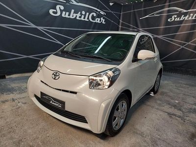 Usado Toyota iQ 68 HP (50 kW) 2009 Branco Citadino