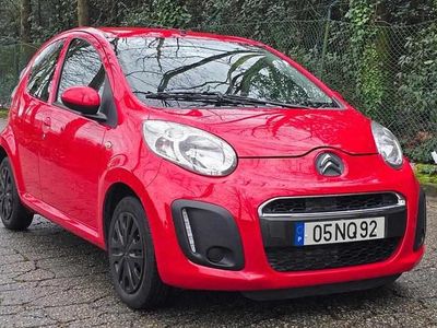 Vermelho Usado 2013 Citroën C1 SELECTION Citadino | € 5.950 (Preço justo)