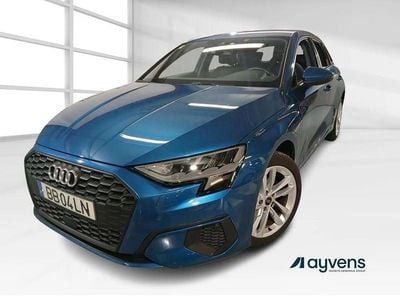 Azul Usado 2023 Audi A3 Sportback e-tron Citadino | € 29.900 (Preço justo)