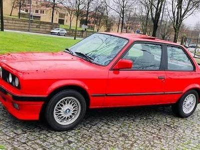 Vermelho Usado 1990 BMW 318 | € 21.500