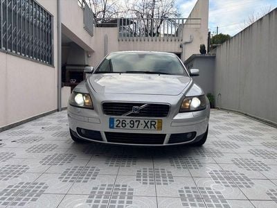 Usado 2004 Volvo S40 Sedan | € 3.750 (Preço justo)