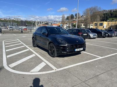 Porsche Macan S