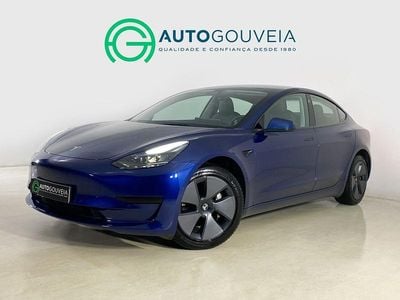 Usado Tesla Model 3 Standard Range 208 kW (283 HP) 2022 Azul Sedan
