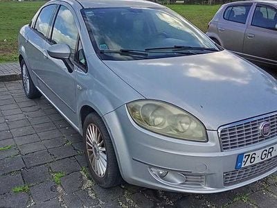 Usado 2008 Fiat Linea Sedan | € 2.300
