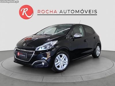 Usado Peugeot 208 Signature Sky 82 HP (60 kW) 2019 Preto Citadino