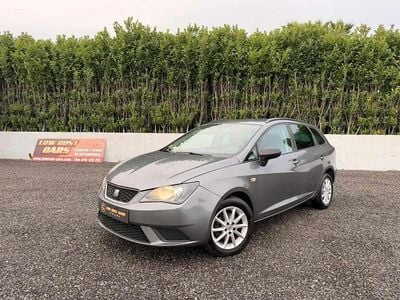 Usado Seat Ibiza 75 HP (55 kW) 2013 Cinzento