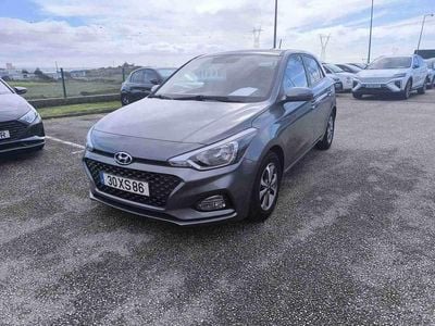 Usado Hyundai i20 Style 100 HP (73 kW) 2019 Cinzento Citadino