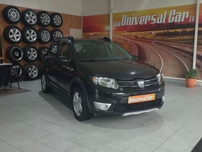 Usado Dacia Sandero Stepway 90 HP (66 kW) 2015 Preto Citadino