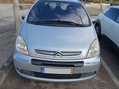Usado 2005 Citroën Xsara Picasso Monovolume | € 2.500 (Preço elevado)