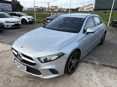 Cinza Usado 2019 Mercedes A180 Progressive | € 22.997 (Preço justo)