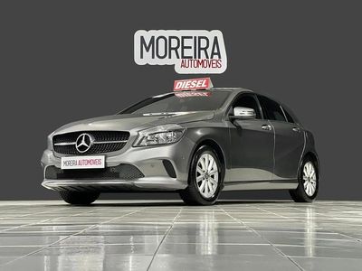 Usado Mercedes A180 109 HP (80 kW) 2016 Cinzento
