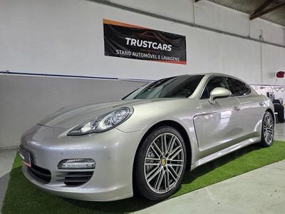 Cinza Usado 2012 Porsche Panamera S E-Hybrid Sedan | € 33.999