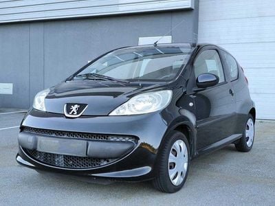 Usado Peugeot 107 68 HP (50 kW) 2006 Citadino
