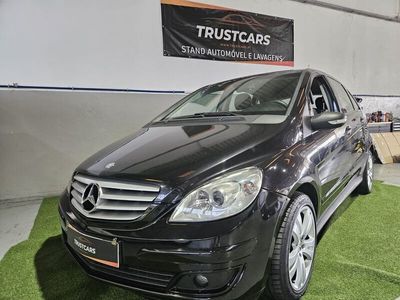 Mercedes B180