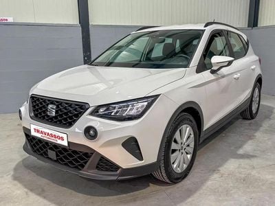 Branco Usado 2023 Seat Arona Style SUV | € 15.800 (Bom preço)