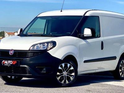 Branco Usado 2019 Fiat Doblò Monovolume | € 16.400