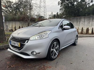 Usado 2012 Peugeot 208 Citadino | € 9.100 (Preço justo)
