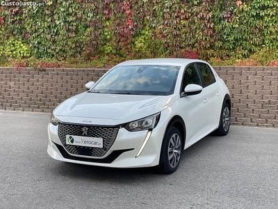 Usado Peugeot e-208 Active 100 kW (136 HP) 2020 Branco Citadino