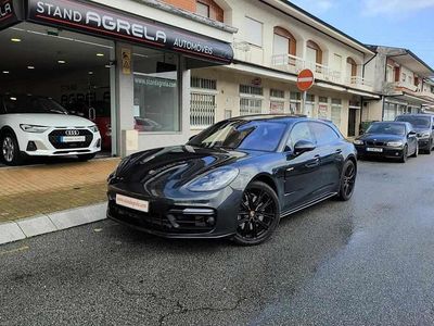 Usado Porsche Panamera Sport Turismo 462 HP (339 kW) 2018 Cinzento