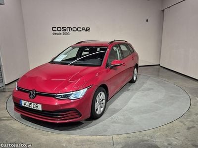 Vermelho Usado 2021 VW Golf VIII Life Carrinha | € 17.900