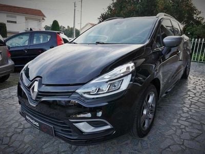 Usado Renault Clio GrandTour 90 HP (66 kW) 2016 Preto Carrinha