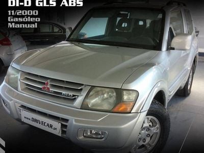 Usado Mitsubishi Pajero 165 HP (121 kW) 2000 Cinzento SUV