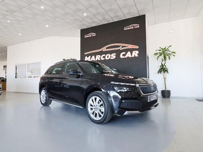 Usado Skoda Kamiq 110 HP (80 kW) 2022 Preto SUV