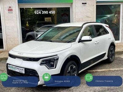 Branco Usado 2023 Kia e-Niro SUV | € 28.000 (Preço justo)