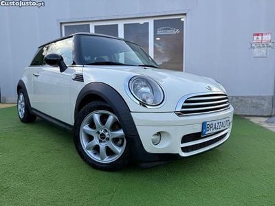 Usado Mini Cooper D 112 HP (82 kW) 2011 Branco Citadino