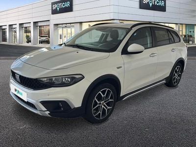 Usado Fiat Tipo Cross 101 HP (74 kW) 2023 Branco Sedan