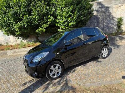 Preto Usado 2010 Toyota Yaris | € 8.250 (Preço elevado)