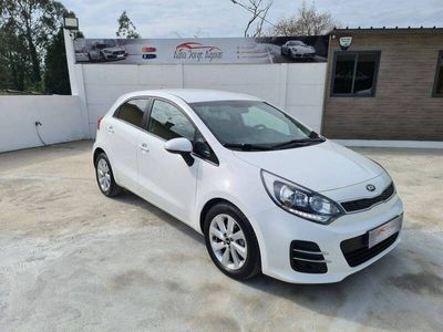 usado Kia Rio 1.1 CRDi TX ISG