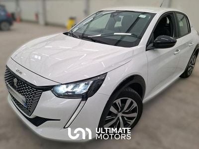 Branco Usado 2023 Peugeot e-208 Active Citadino | € 17.450 (Preço justo)