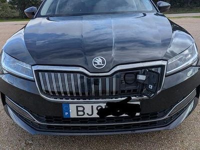 Usado Skoda Superb LAURIN & KLEMENT 204 HP (150 kW) 2024 Sedan