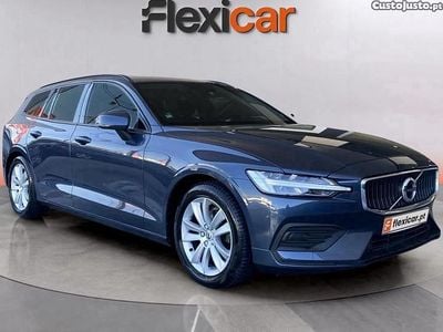 Cinza Usado 2018 Volvo V60 Momentum Carrinha | € 20.980 (Preço justo)