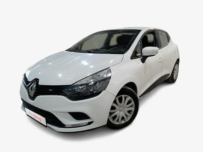 Branco Usado 2016 Renault Clio IV Zen | € 9.490 (Bom preço)