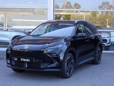 Preto Novo 2025 MG ZS Luxury Sedan | € 36.500 (Preço justo)