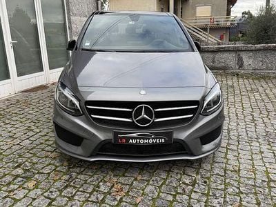 Usado 2016 Mercedes B200 Monovolume | € 17.500