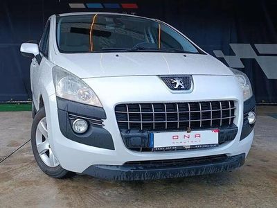 Usado Peugeot 3008 Premium 112 HP (82 kW) 2010 Amarelo Carrinha