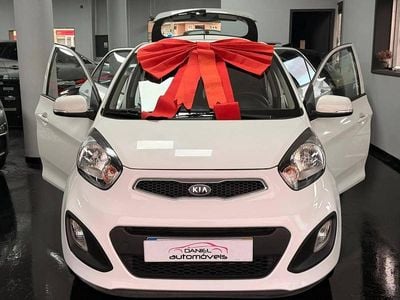 Branco Usado 2012 Kia Picanto Citadino | € 8.750
