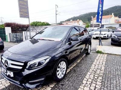 Preto Usado 2016 Mercedes B180 Style Monovolume | € 18.990 (Caro)