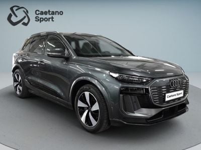 Cinzento Usado 2024 Audi Q6 e-tron SUV | € 76.990