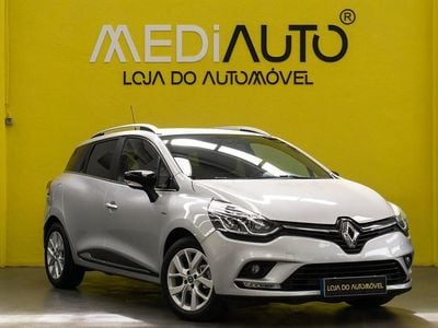 Cinza Usado 2020 Renault Clio V LIMITED Carrinha | € 12.900 (Preço justo)