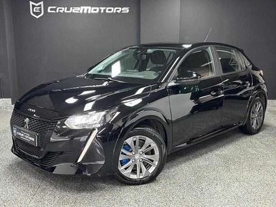 Usado Peugeot e-208 Allure 100 kW (136 HP) 2023 Preto Citadino