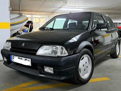 Usado Citroën AX 100 HP (73 kW) 1992 Preto Citadino